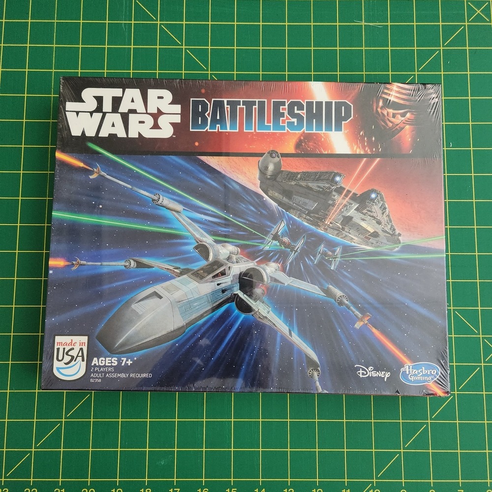Hasbro Star Wars Battleship Board Game New Sealed made USA Disney Strategy Game